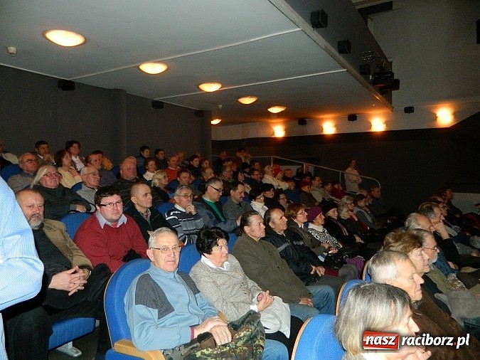 Zdjęcie w galerii na portalu naszraciborz.pl: Inauguracja raciborskiego klubu Gazety Polskiej. Gościem Antoni Macierewicz wiadomości z regionu