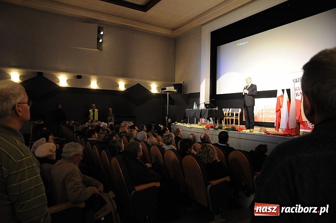 Zdjęcie w galerii na portalu naszraciborz.pl: Inauguracja raciborskiego klubu Gazety Polskiej. Gościem Antoni Macierewicz wiadomości z regionu