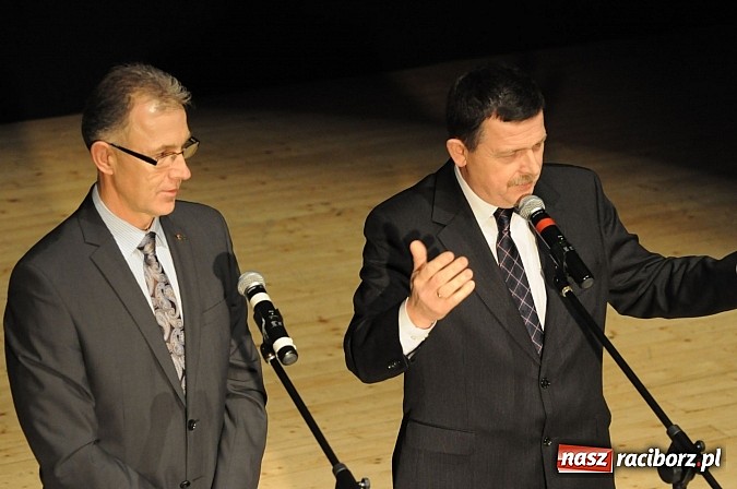 Zdjęcie w galerii na portalu naszraciborz.pl: VI Gala Sportu. Wręczono nagrody i Championy wiadomości z regionu