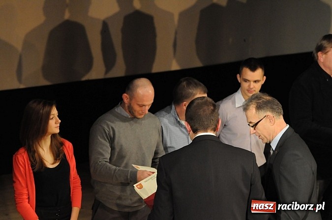 Zdjęcie w galerii na portalu naszraciborz.pl: VI Gala Sportu. Wręczono nagrody i Championy wiadomości z regionu