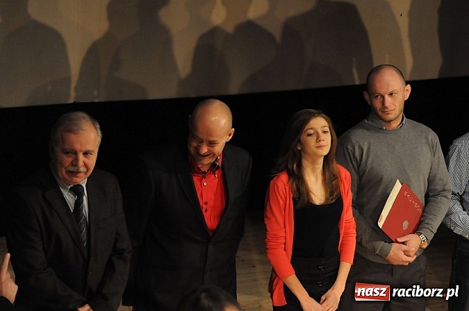 Zdjęcie w galerii na portalu naszraciborz.pl: VI Gala Sportu. Wręczono nagrody i Championy wiadomości z regionu