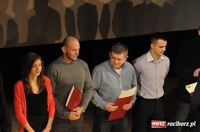 Zdjęcie w galerii na portalu naszraciborz.pl: VI Gala Sportu. Wręczono nagrody i Championy wiadomości z regionu