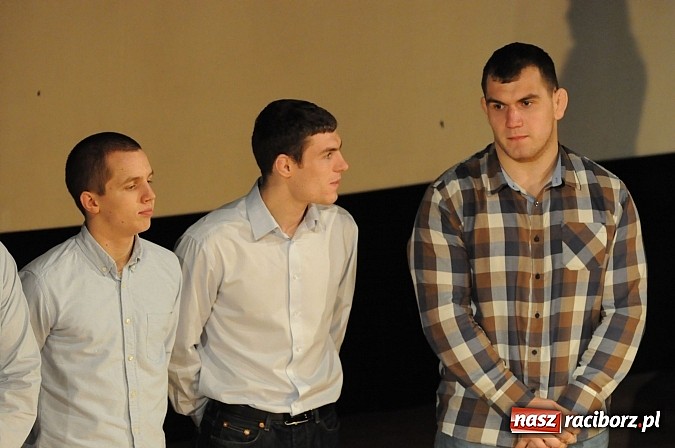 Zdjęcie w galerii na portalu naszraciborz.pl: VI Gala Sportu. Wręczono nagrody i Championy wiadomości z regionu