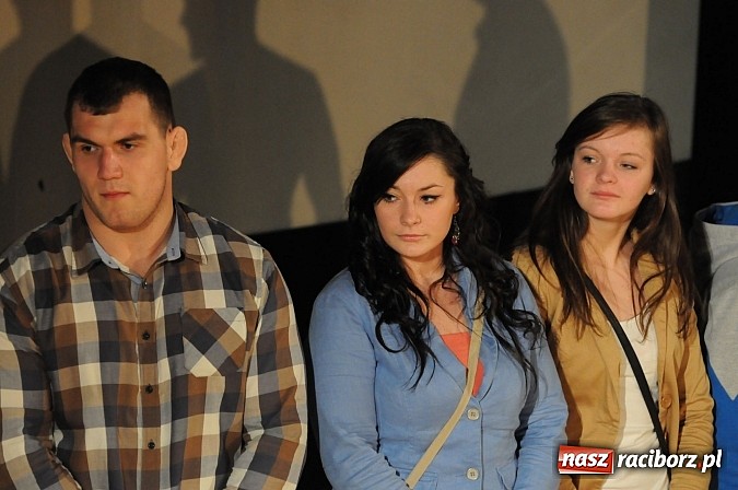 Zdjęcie w galerii na portalu naszraciborz.pl: VI Gala Sportu. Wręczono nagrody i Championy wiadomości z regionu