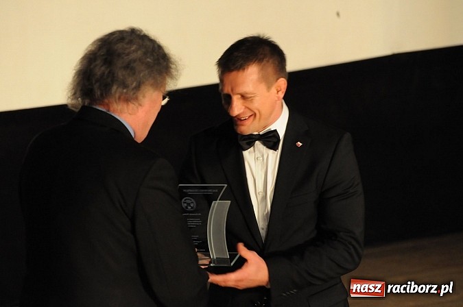 Zdjęcie w galerii na portalu naszraciborz.pl: VI Gala Sportu. Wręczono nagrody i Championy wiadomości z regionu