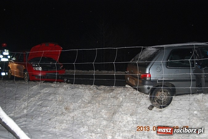 Zdjęcie w galerii na portalu naszraciborz.pl: Wypadek na DW 919 w Jankowicach wiadomości z regionu