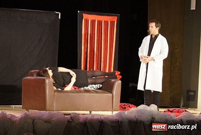 Zdjęcie w galerii na portalu naszraciborz.pl:  Hrabi w Raciborzu. Czasem wywalamy wszystko na twarz wiadomości z regionu