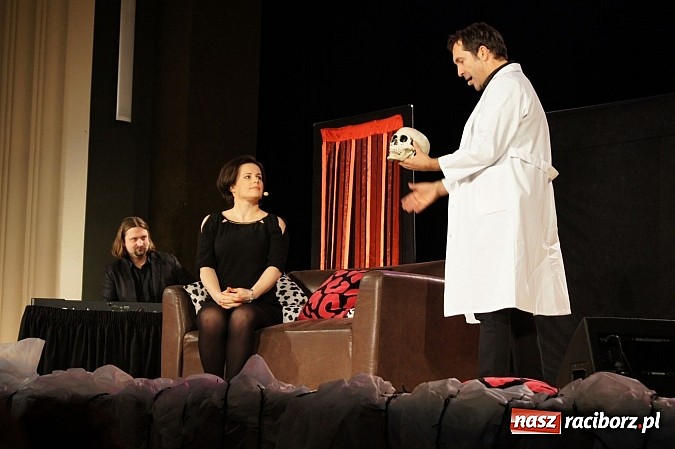 Zdjęcie w galerii na portalu naszraciborz.pl:  Hrabi w Raciborzu. Czasem wywalamy wszystko na twarz wiadomości z regionu