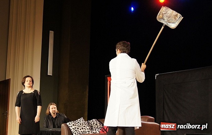 Zdjęcie w galerii na portalu naszraciborz.pl:  Hrabi w Raciborzu. Czasem wywalamy wszystko na twarz wiadomości z regionu