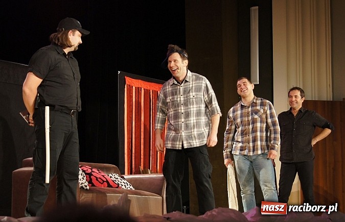 Zdjęcie w galerii na portalu naszraciborz.pl:  Hrabi w Raciborzu. Czasem wywalamy wszystko na twarz wiadomości z regionu