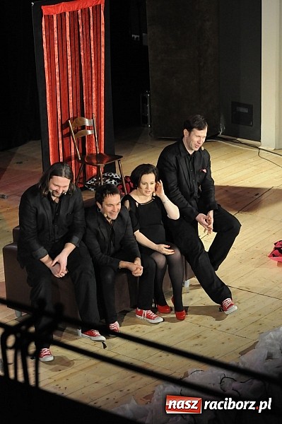 Zdjęcie w galerii na portalu naszraciborz.pl:  Hrabi w Raciborzu. Czasem wywalamy wszystko na twarz wiadomości z regionu