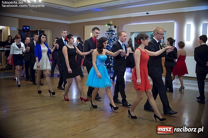 Zdjęcie w galerii na portalu naszraciborz.pl: Maturzyści z Budowlanki bawili się w Bravo wiadomości z regionu