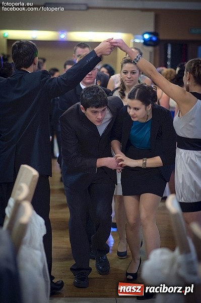 Zdjęcie w galerii na portalu naszraciborz.pl: Maturzyści z Budowlanki bawili się w Bravo wiadomości z regionu