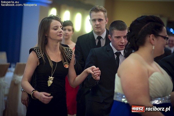 Zdjęcie w galerii na portalu naszraciborz.pl: Maturzyści z Budowlanki bawili się w Bravo wiadomości z regionu