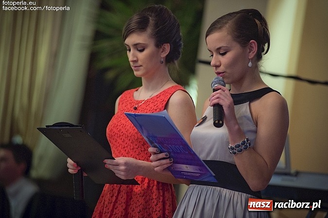 Zdjęcie w galerii na portalu naszraciborz.pl: Maturzyści z Budowlanki bawili się w Bravo wiadomości z regionu