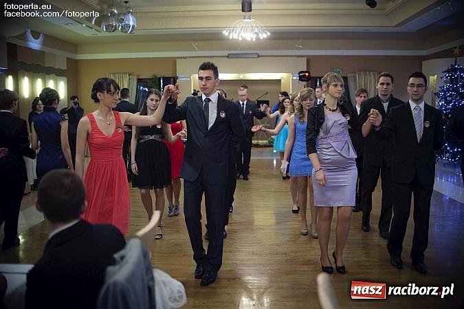 Zdjęcie w galerii na portalu naszraciborz.pl: Maturzyści z Budowlanki bawili się w Bravo wiadomości z regionu