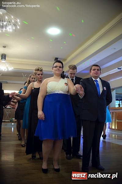 Zdjęcie w galerii na portalu naszraciborz.pl: Maturzyści z Budowlanki bawili się w Bravo wiadomości z regionu