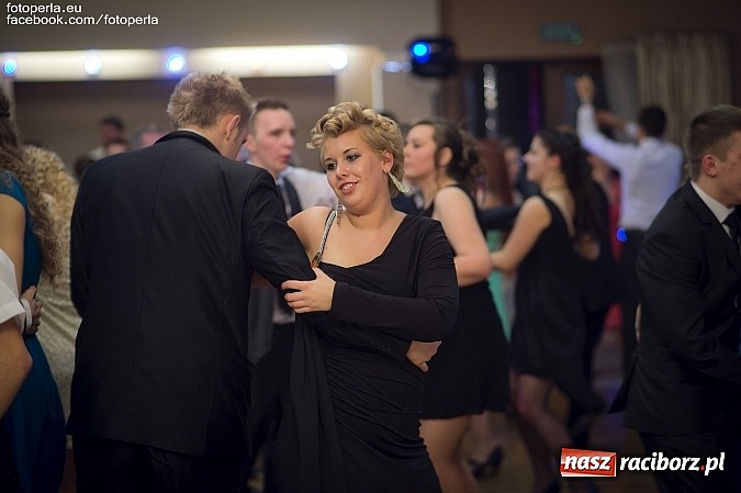 Zdjęcie w galerii na portalu naszraciborz.pl: Maturzyści z Budowlanki bawili się w Bravo wiadomości z regionu