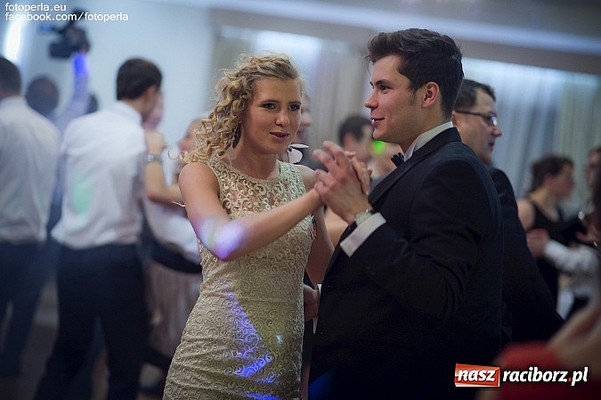 Zdjęcie w galerii na portalu naszraciborz.pl: Maturzyści z Budowlanki bawili się w Bravo wiadomości z regionu