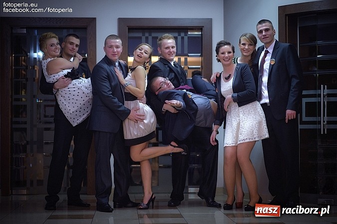 Zdjęcie w galerii na portalu naszraciborz.pl: Maturzyści z Budowlanki bawili się w Bravo wiadomości z regionu