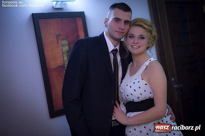 Zdjęcie w galerii na portalu naszraciborz.pl: Maturzyści z Budowlanki bawili się w Bravo wiadomości z regionu