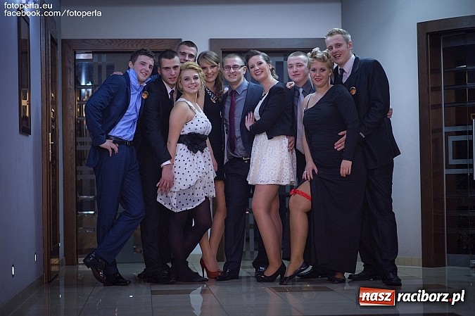 Zdjęcie w galerii na portalu naszraciborz.pl: Maturzyści z Budowlanki bawili się w Bravo wiadomości z regionu