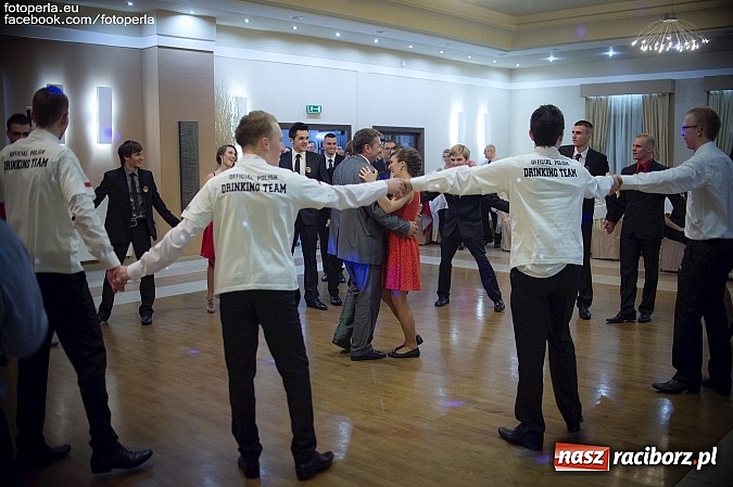 Zdjęcie w galerii na portalu naszraciborz.pl: Maturzyści z Budowlanki bawili się w Bravo wiadomości z regionu