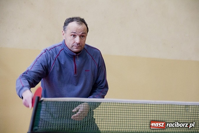 Zdjęcie w galerii na portalu naszraciborz.pl: Pasjonaci tenisa stołowego zagrali w Nędzy wiadomości z regionu