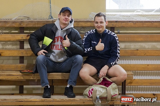 Zdjęcie w galerii na portalu naszraciborz.pl: Pasjonaci tenisa stołowego zagrali w Nędzy wiadomości z regionu