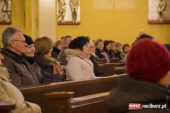 Zdjęcie w galerii na portalu naszraciborz.pl: Regionalne spotkanie wspólnot śpiewaczych kościele Najświętszego Serca Pana Jezusa wiadomości z regionu