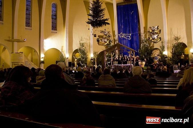 Zdjęcie w galerii na portalu naszraciborz.pl: Regionalne spotkanie wspólnot śpiewaczych kościele Najświętszego Serca Pana Jezusa wiadomości z regionu