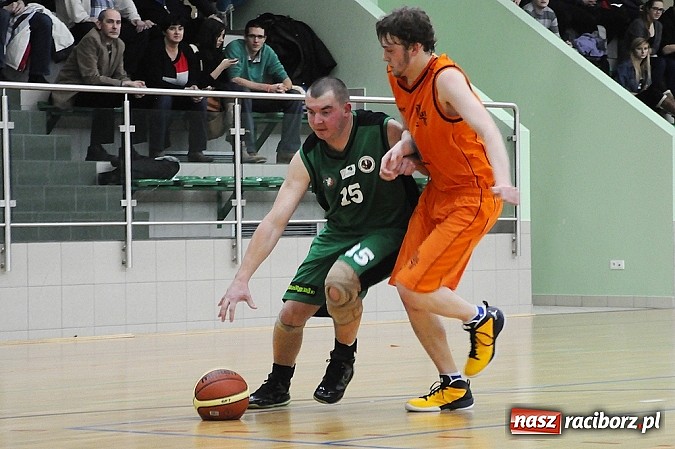 Zdjęcie w galerii na portalu naszraciborz.pl: Jednopuktowa porażka RKK-AZS wiadomości z regionu