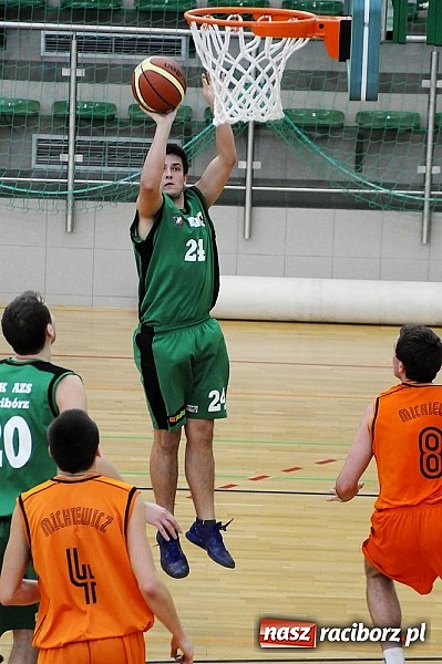 Zdjęcie w galerii na portalu naszraciborz.pl: Jednopuktowa porażka RKK-AZS wiadomości z regionu