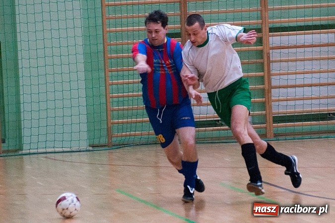 Zdjęcie w galerii na portalu naszraciborz.pl: Płomień pochłonął Xpres.pl wiadomości z regionu