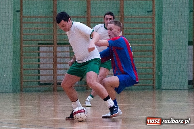 Zdjęcie w galerii na portalu naszraciborz.pl: Płomień pochłonął Xpres.pl wiadomości z regionu