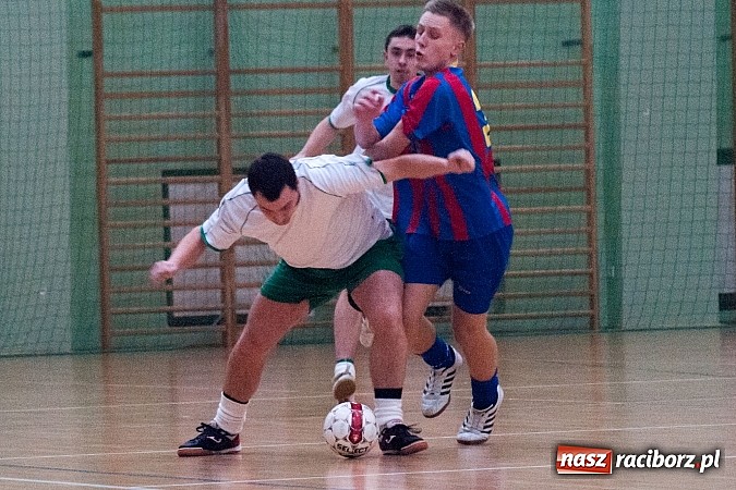 Zdjęcie w galerii na portalu naszraciborz.pl: Płomień pochłonął Xpres.pl wiadomości z regionu