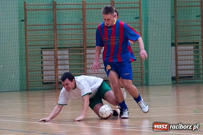 Zdjęcie w galerii na portalu naszraciborz.pl: Płomień pochłonął Xpres.pl wiadomości z regionu