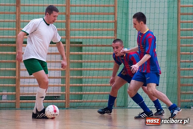 Zdjęcie w galerii na portalu naszraciborz.pl: Płomień pochłonął Xpres.pl wiadomości z regionu