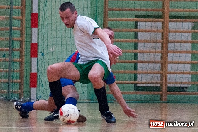 Zdjęcie w galerii na portalu naszraciborz.pl: Płomień pochłonął Xpres.pl wiadomości z regionu