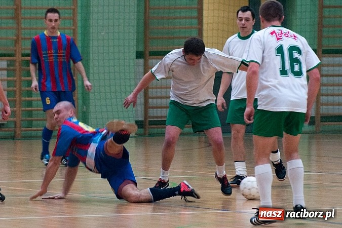 Zdjęcie w galerii na portalu naszraciborz.pl: Płomień pochłonął Xpres.pl wiadomości z regionu