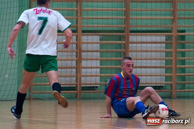 Zdjęcie w galerii na portalu naszraciborz.pl: Płomień pochłonął Xpres.pl wiadomości z regionu