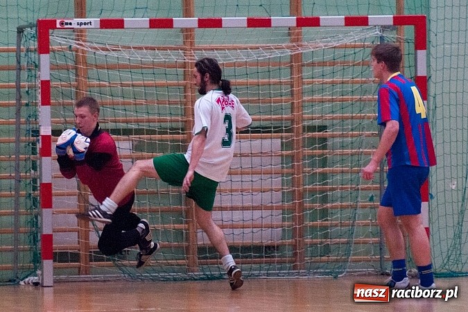 Zdjęcie w galerii na portalu naszraciborz.pl: Płomień pochłonął Xpres.pl wiadomości z regionu