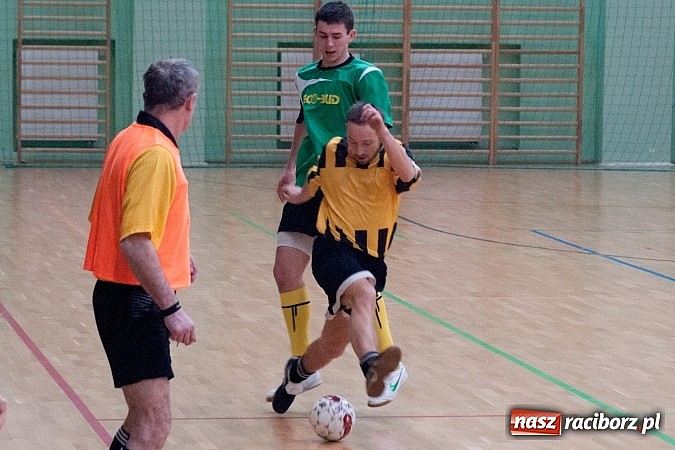 Zdjęcie w galerii na portalu naszraciborz.pl: Płomień pochłonął Xpres.pl wiadomości z regionu