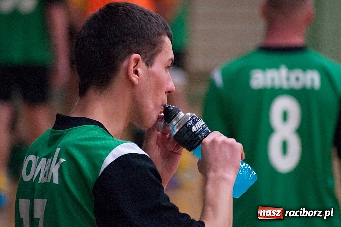 Zdjęcie w galerii na portalu naszraciborz.pl: Płomień pochłonął Xpres.pl wiadomości z regionu