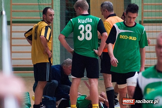 Zdjęcie w galerii na portalu naszraciborz.pl: Płomień pochłonął Xpres.pl wiadomości z regionu