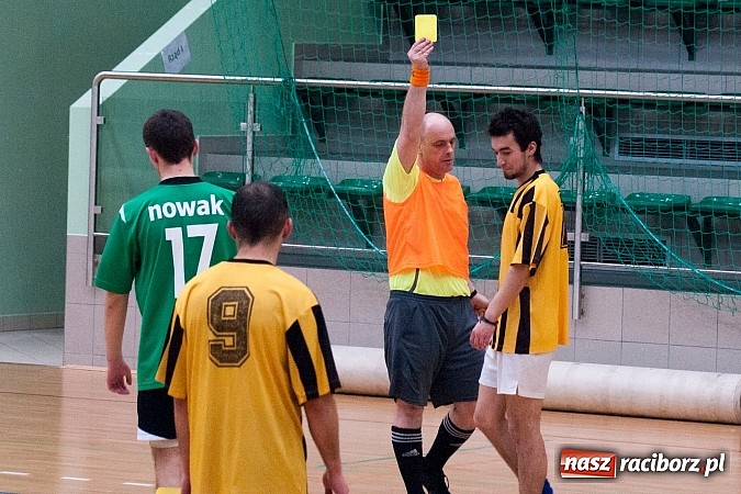 Zdjęcie w galerii na portalu naszraciborz.pl: Płomień pochłonął Xpres.pl wiadomości z regionu