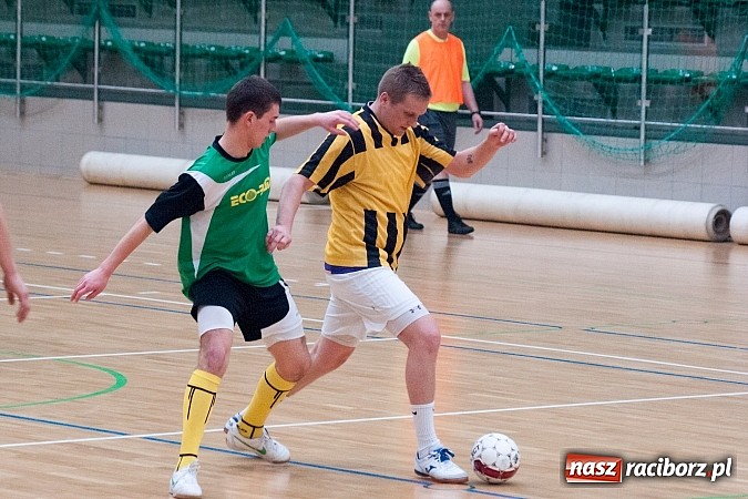 Zdjęcie w galerii na portalu naszraciborz.pl: Płomień pochłonął Xpres.pl wiadomości z regionu