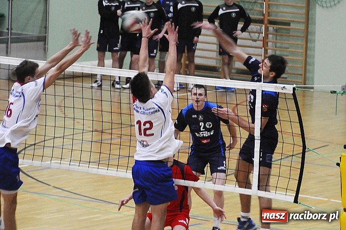 Zdjęcie w galerii na portalu naszraciborz.pl: AZS Rafako lepszy od Norwida Częstochowa wiadomości z regionu