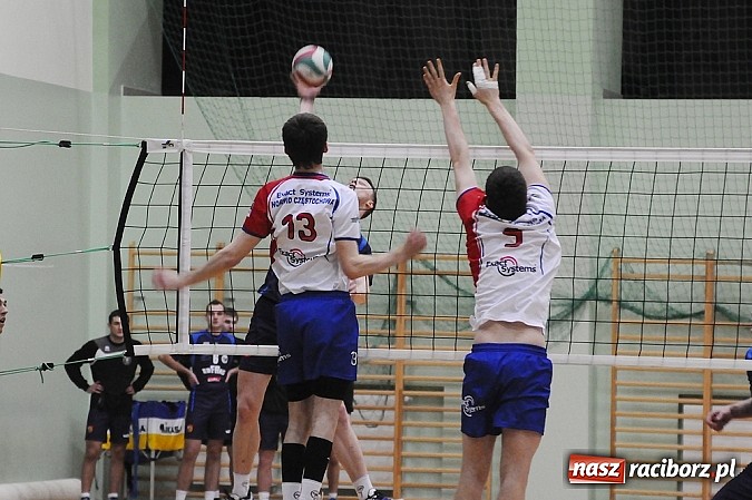 Zdjęcie w galerii na portalu naszraciborz.pl: AZS Rafako lepszy od Norwida Częstochowa wiadomości z regionu