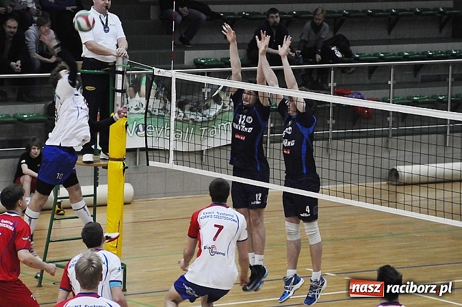 Zdjęcie w galerii na portalu naszraciborz.pl: AZS Rafako lepszy od Norwida Częstochowa wiadomości z regionu